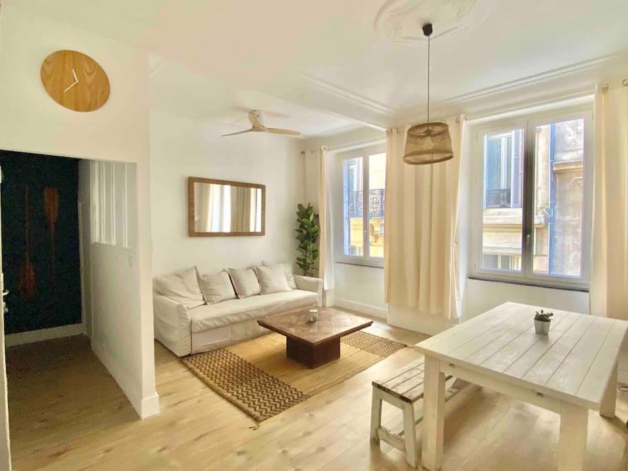 Plein Centre Apartment *